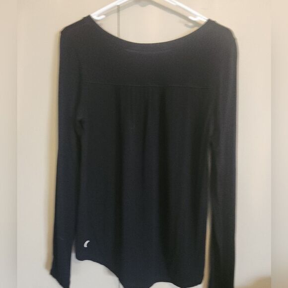 ZYIA Tops - T62 Zyia Active black athletics activate long sleeved top Size Medium